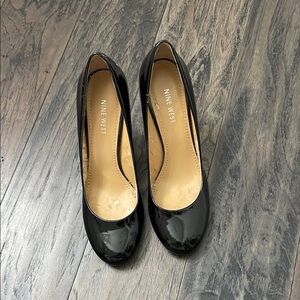 Nine West Black Heeled Shoes Timeless Elegance